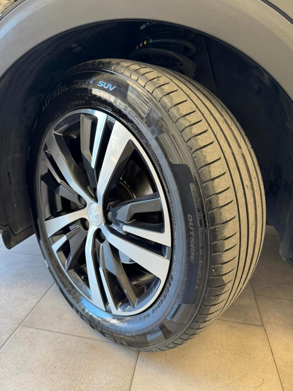 Peugeot 3008 BlueHDi 120 S&S EAT6 GT Line