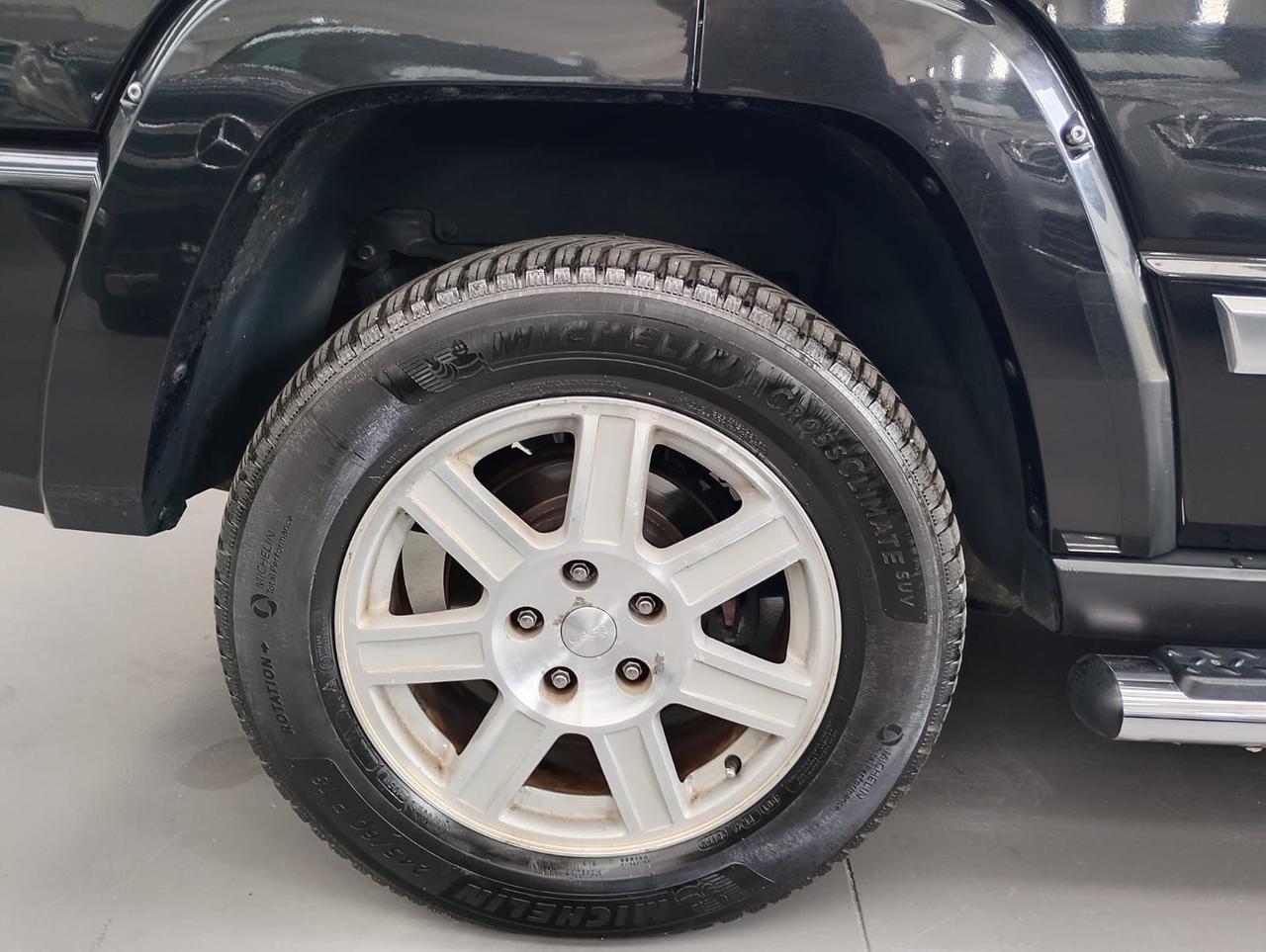 Jeep Commander 3.0 CRD DPF Overland