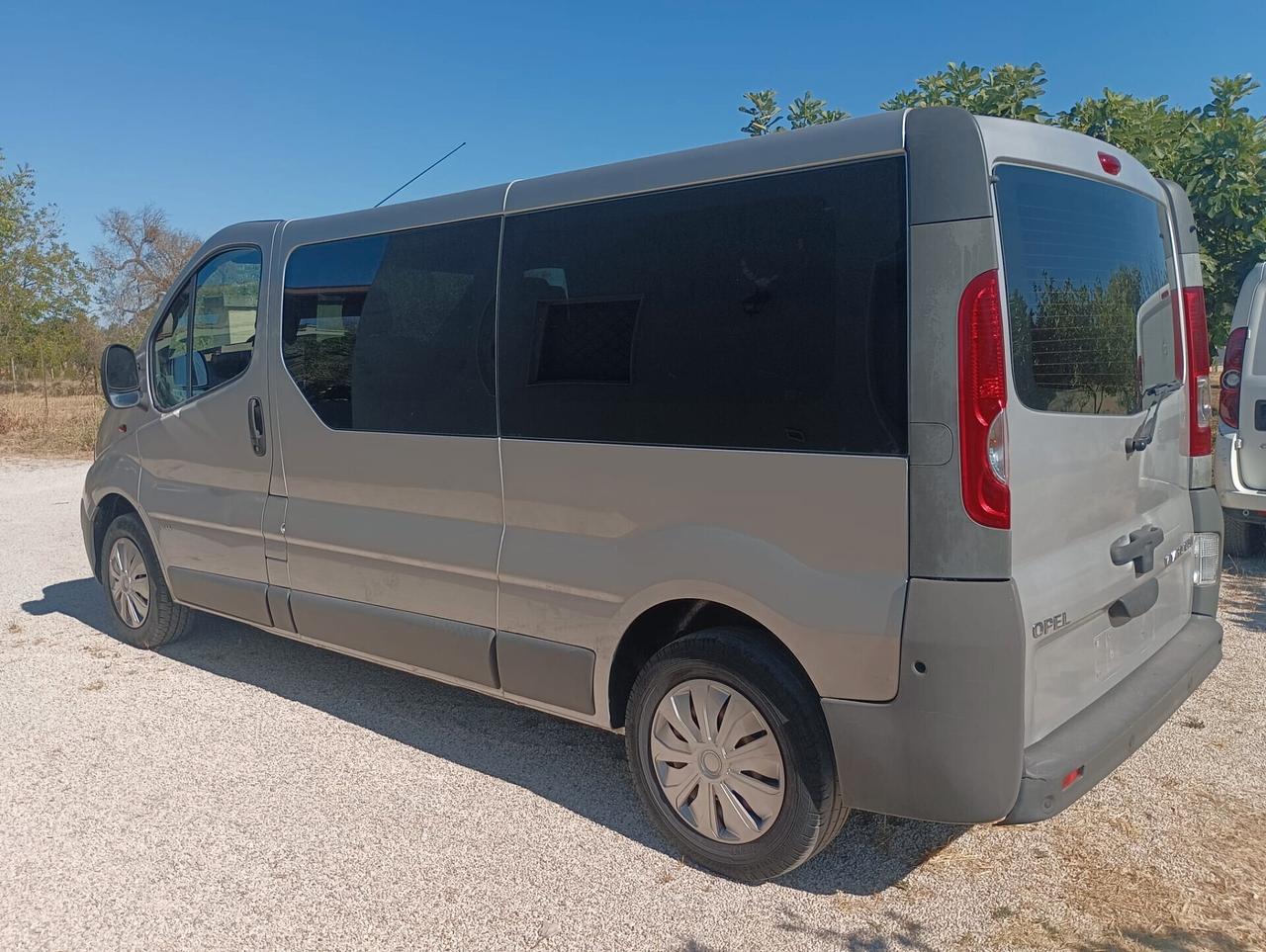 Opel Vivaro 2.0 CDTI 120CV 9 posti prolungato