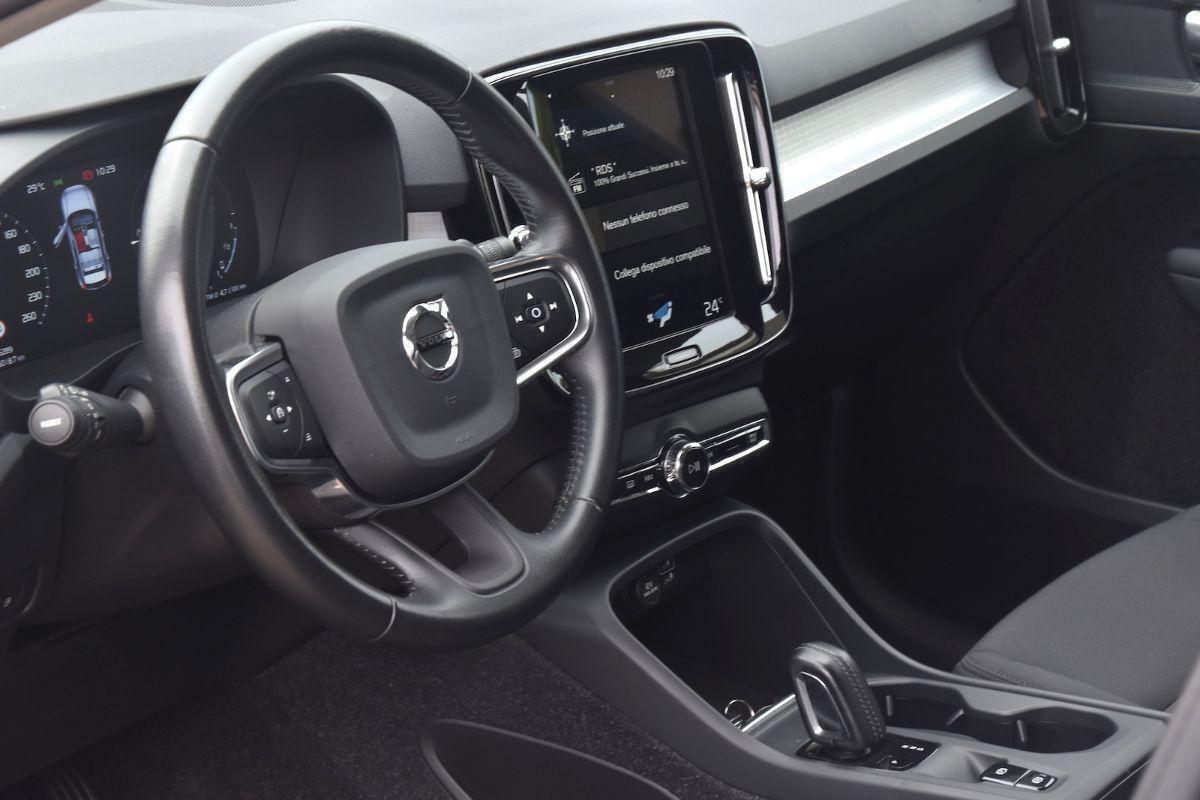 Volvo XC40 T4 Recharge Plug-in Inscription Expression