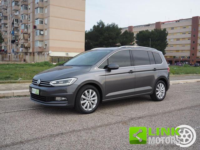 VOLKSWAGEN Touran 2.0 TDI 150 CV Highline 7 POSTI