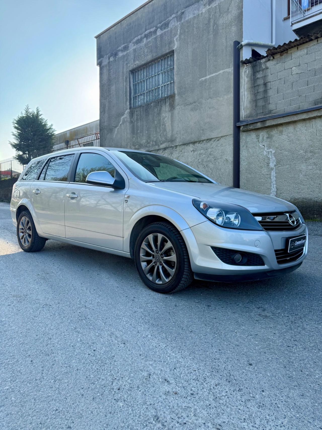 Opel Astra 1.7 CDTI 110CV Station Wagon Cosmo