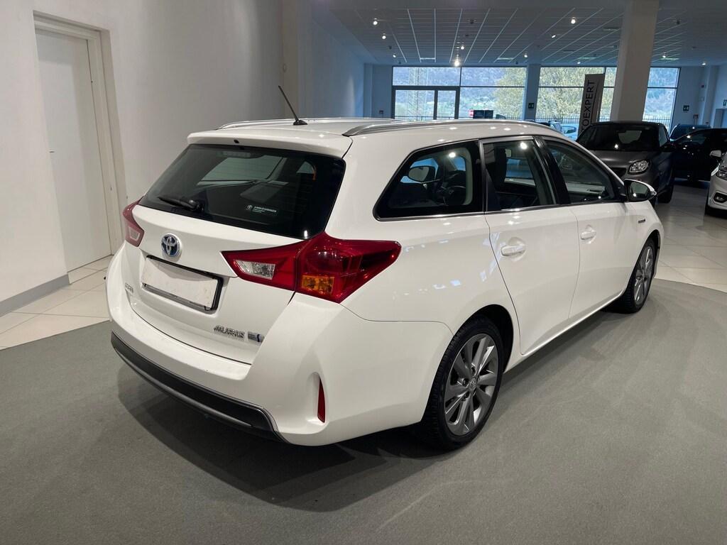 Toyota Auris Touring Sport 1.8 hybrid Lounge