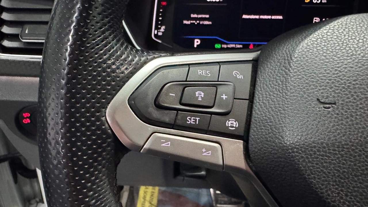 Volkswagen T-Cross 1.6 TDI DSG R-Line BMT