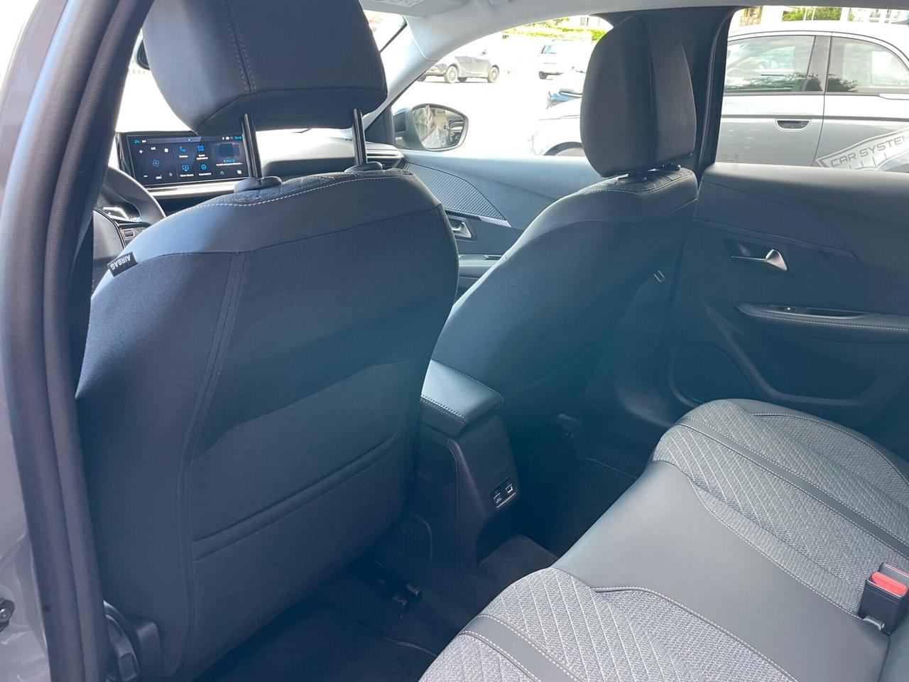 Peugeot 208 1.2 hybrid Allure 100cv e-dcs 6