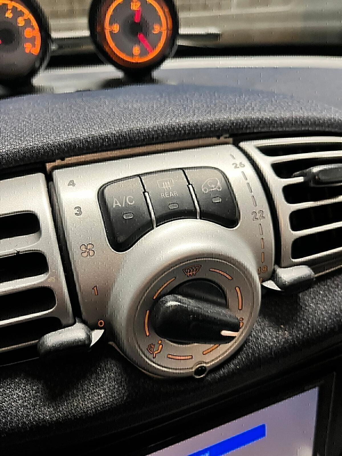 Smart ForTwo 1000 52 kW MHD coupé pure MOTORE REVISIONATO E GARANTITA