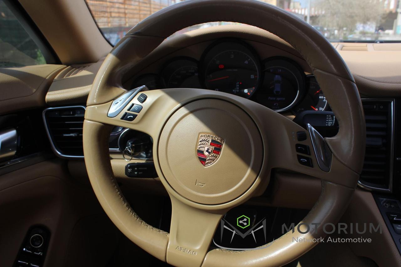 Porsche Panamera 3.0 250cv