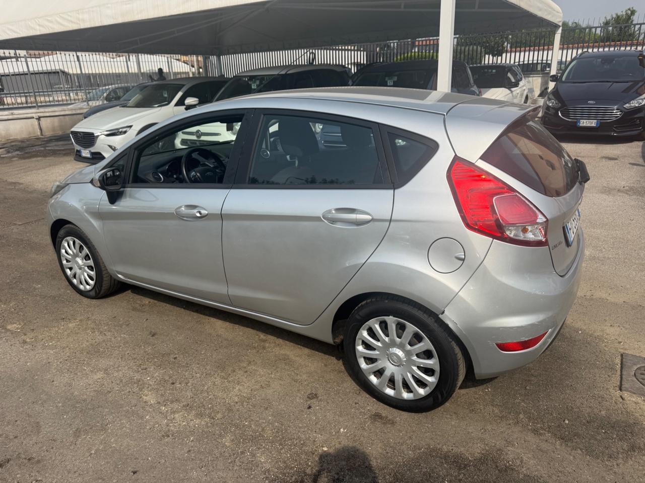 Ford Fiesta 1.5 TDCi 75CV 5 porte Business