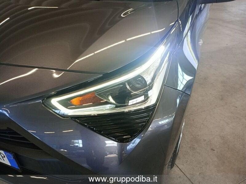 Toyota Aygo II 2018 5p 5p 1.0 x-play 72cv
