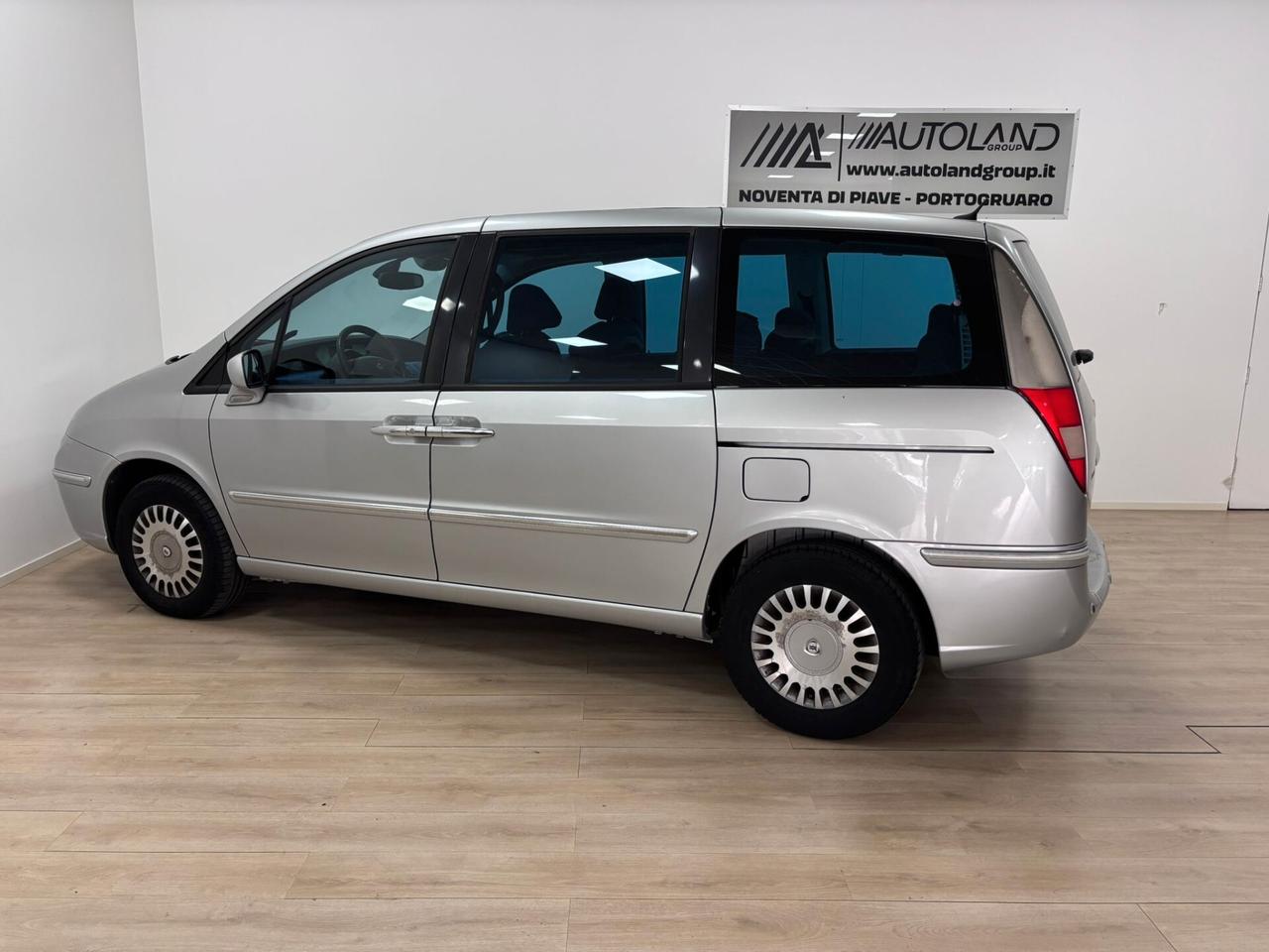 Lancia Phedra 2.2 JTD