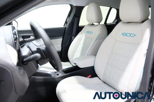 FIAT 600 HYBRID 100 CV DCT MHEV LA PRIMA NEOPATENTATI