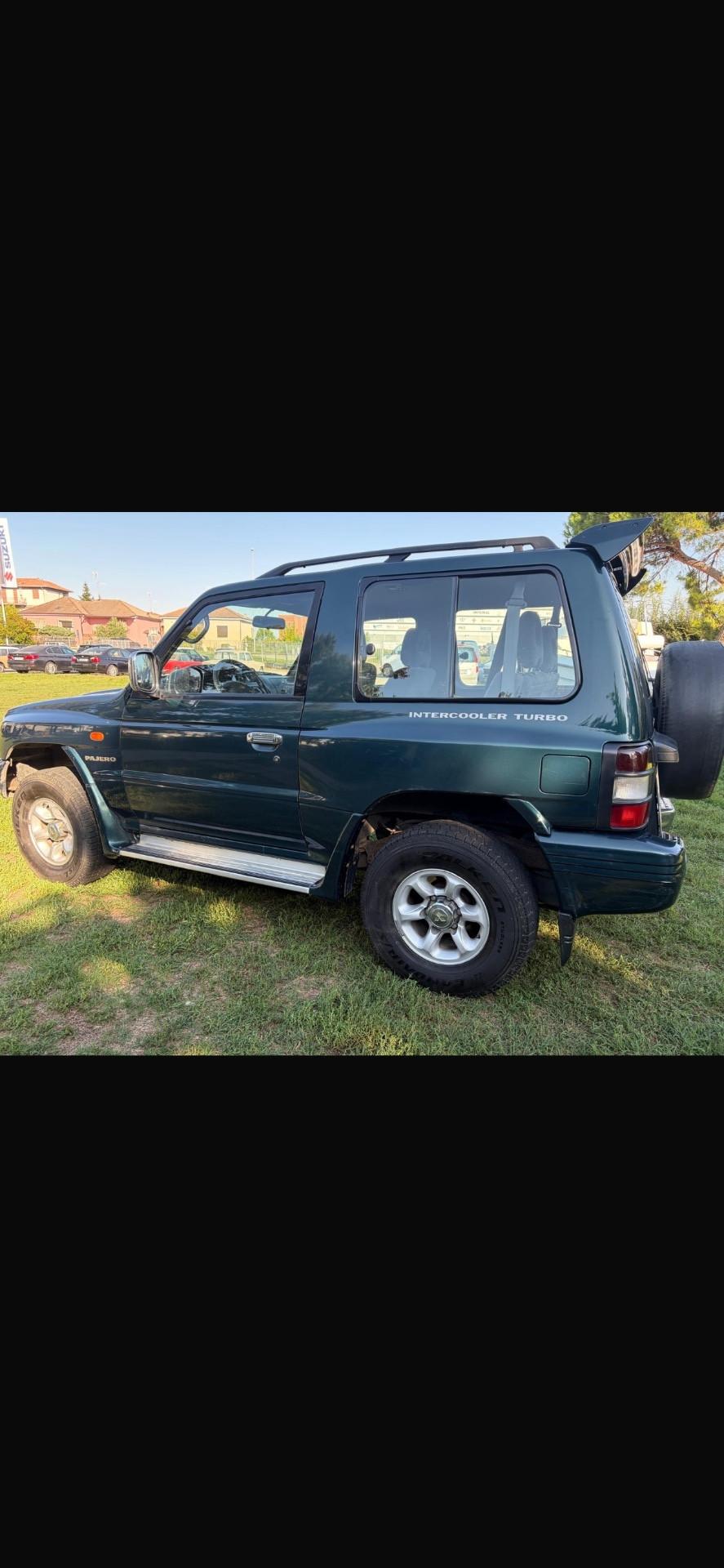 Mitsubishi Pajero 2.5 TDI Metal-top S.S. GLS Target