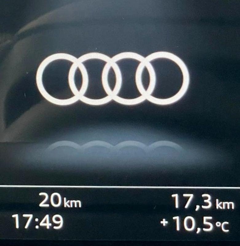 Audi Q3 40 TDI quattro S tronic S line edition