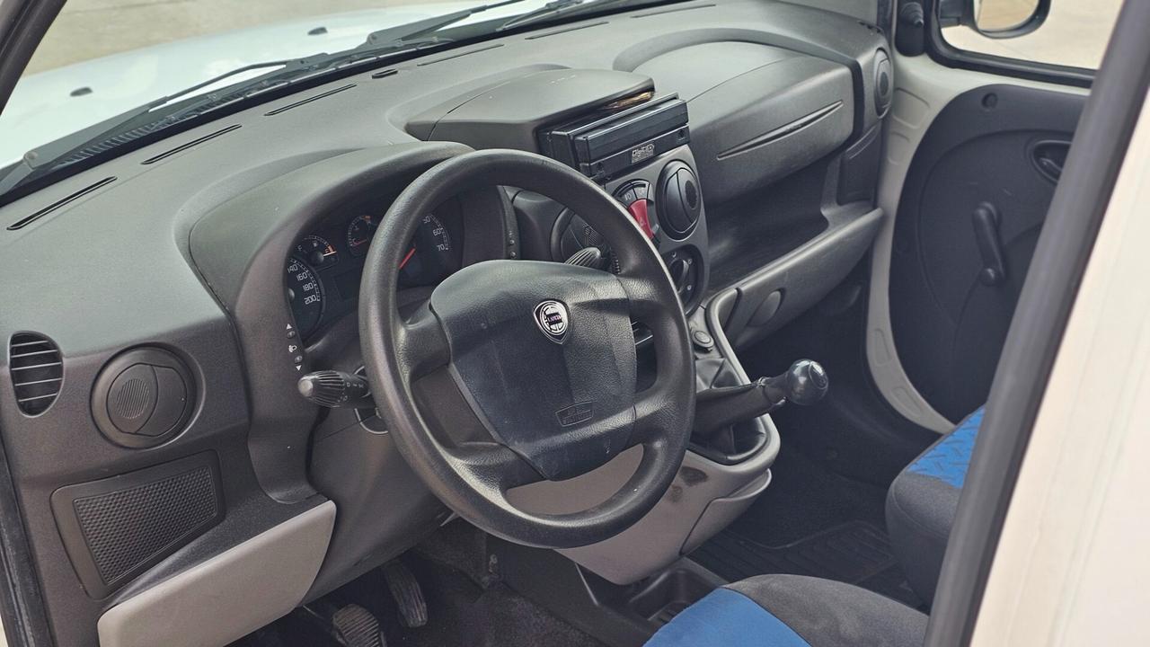 Fiat doblò 1.9 Multijet ATTREZZATO