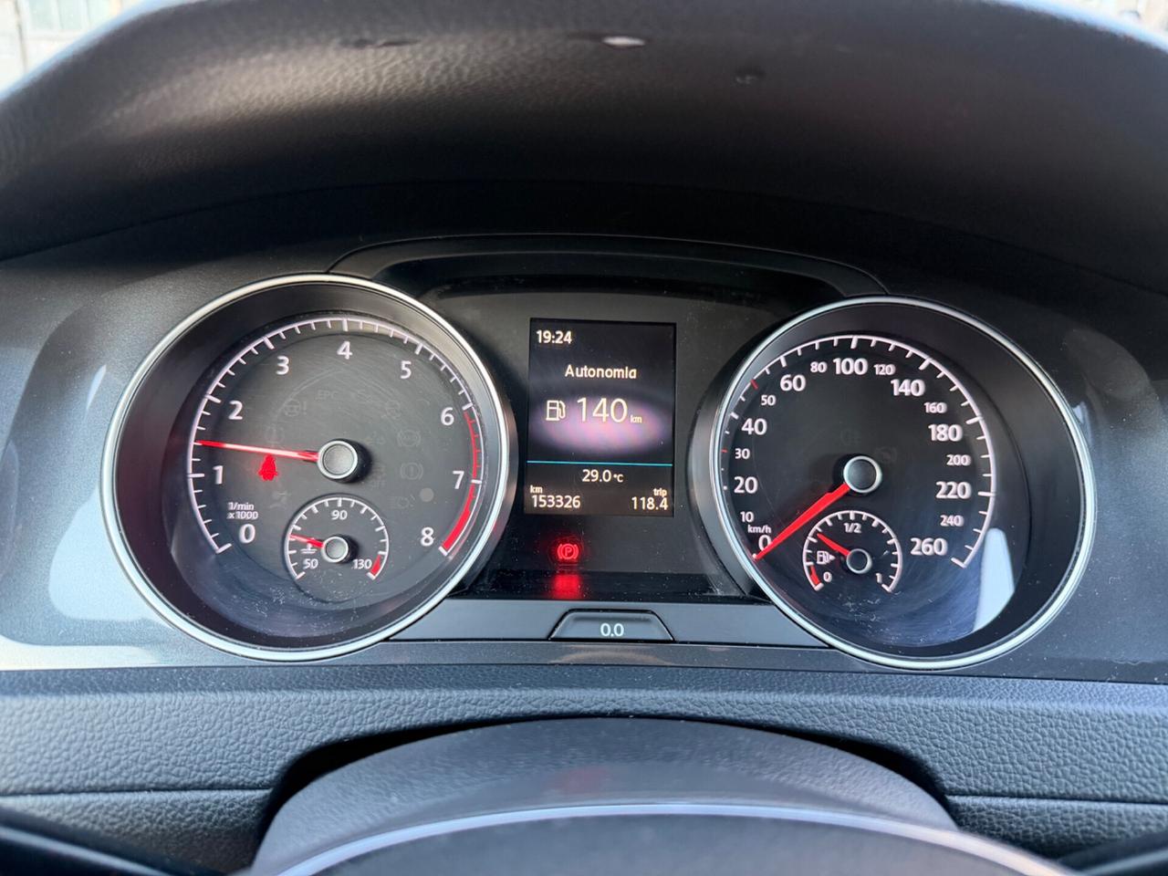 Volkswagen Golf 1.0 TSI 110 CV 5p. Trendline BlueMotion Technology