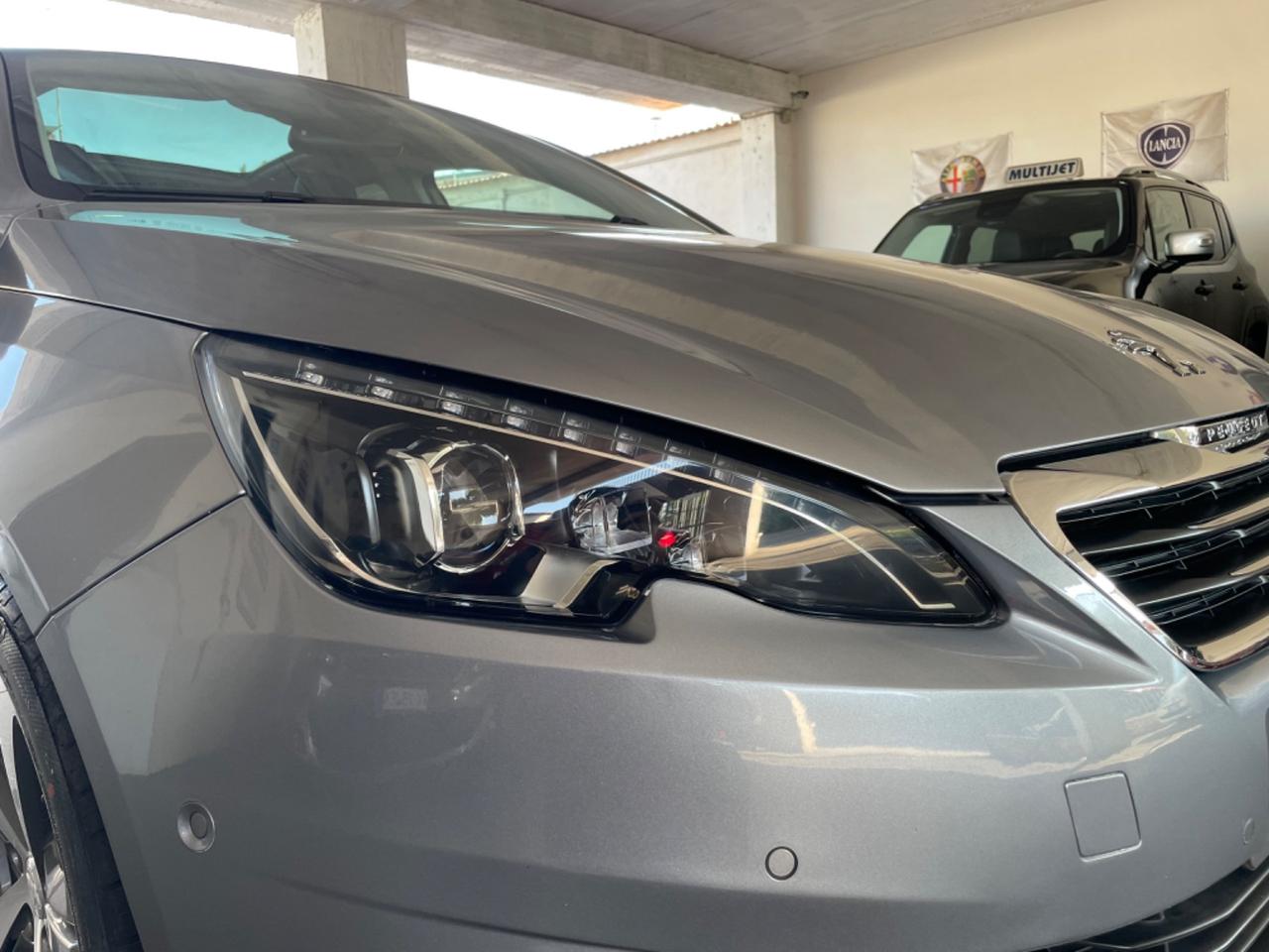 PEUGEOT 308 1.6 HDI 120 CV ALLURE BIXENON TETTO NAVIGATORE FULL