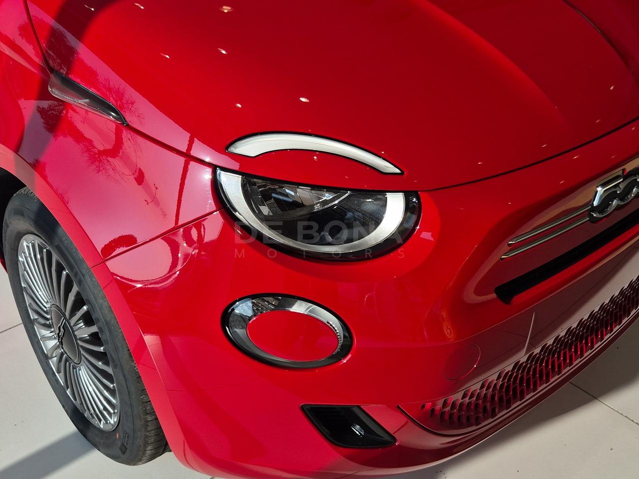 Fiat 500 1.0 hybrid icon