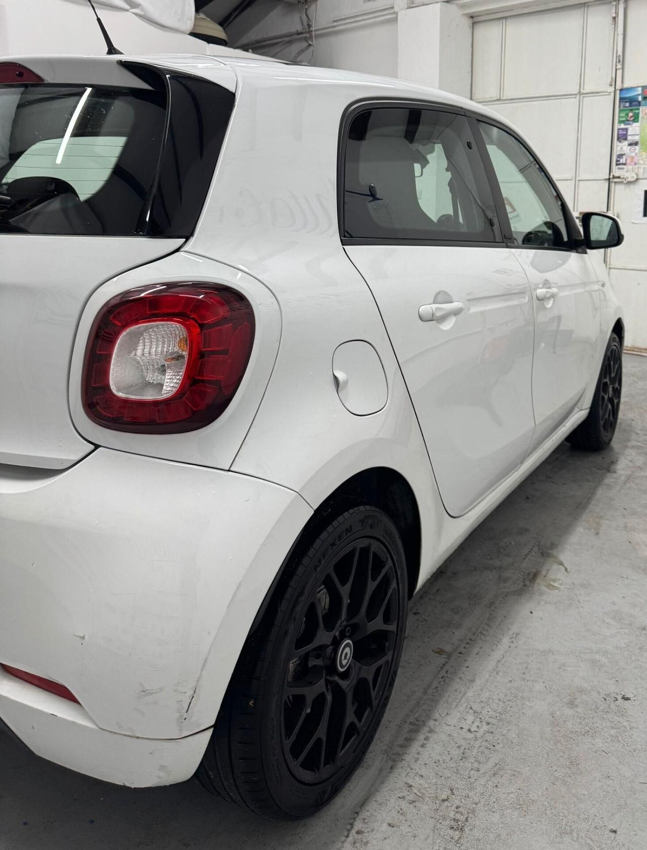 Smart ForFour 70 1.0 twinamic Brabus Style