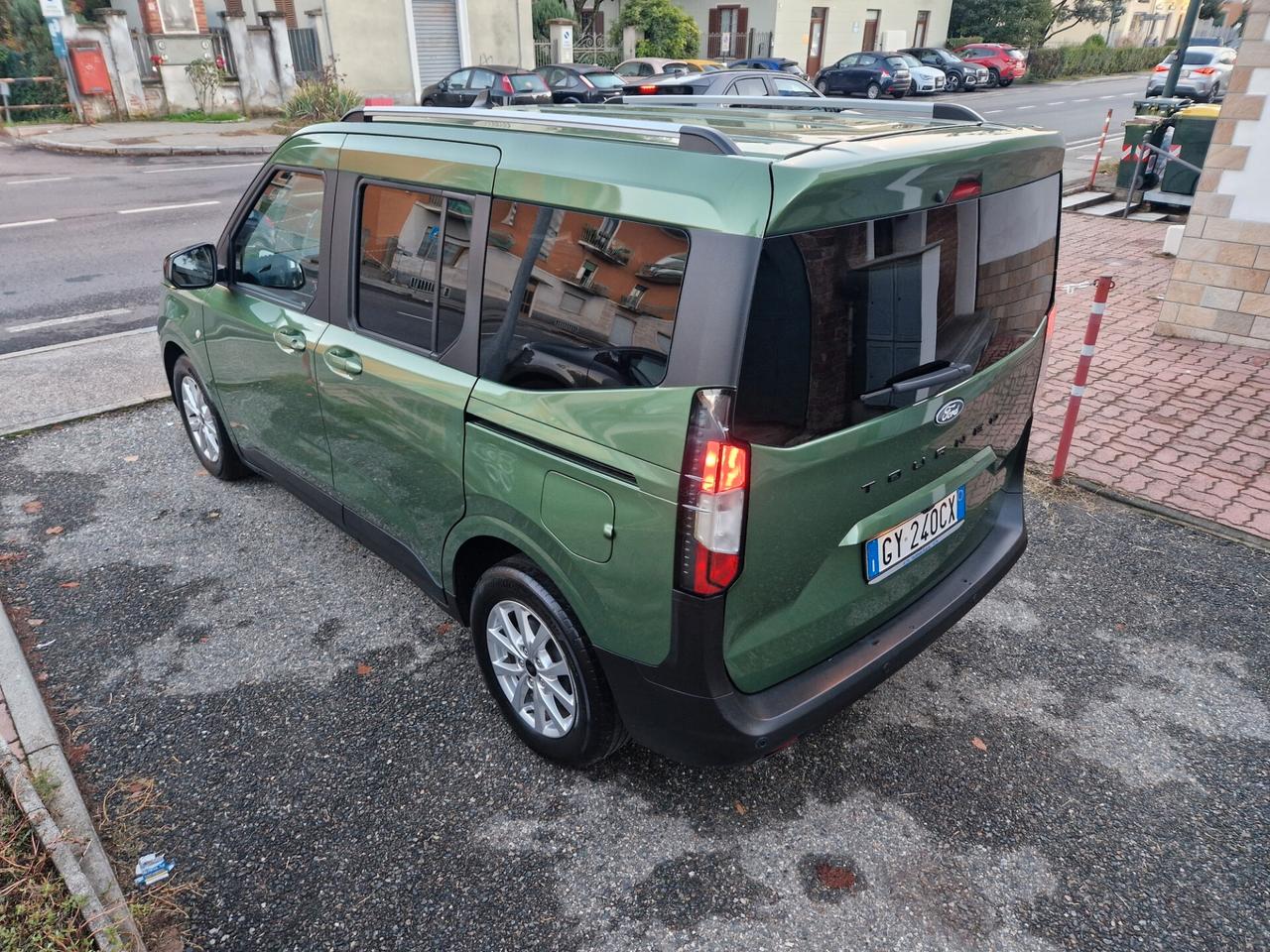 Ford Tourneo Courier 1.0 125CV "46.400 km" Carplay, Telecamera, Sensori