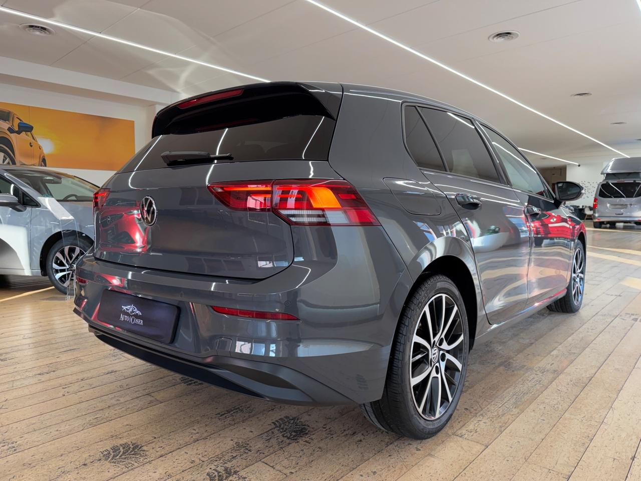 Volkswagen Golf 2.0 TDI DSG 5p. Sport BlueMotion Technology