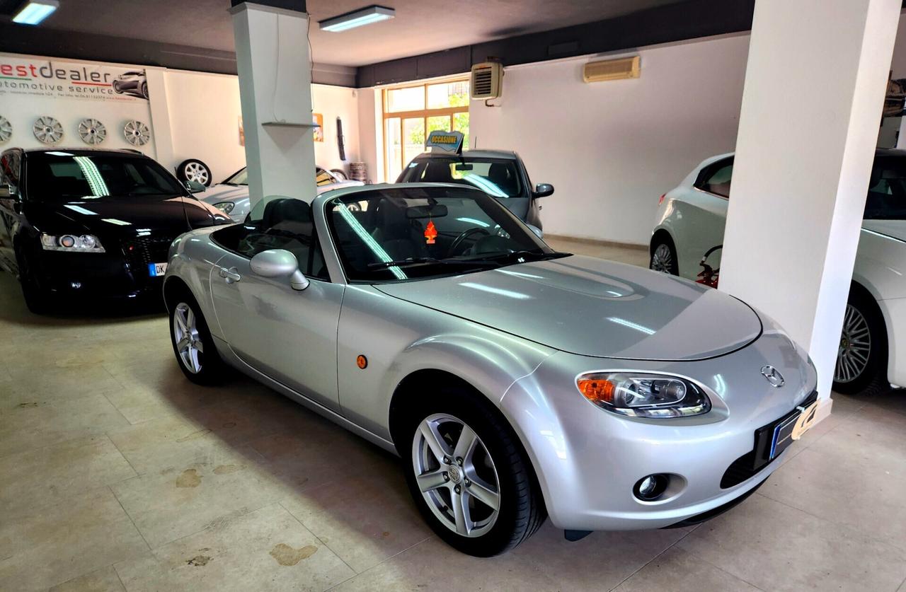 Mazda MX-5 1.8b 16V CABRIO