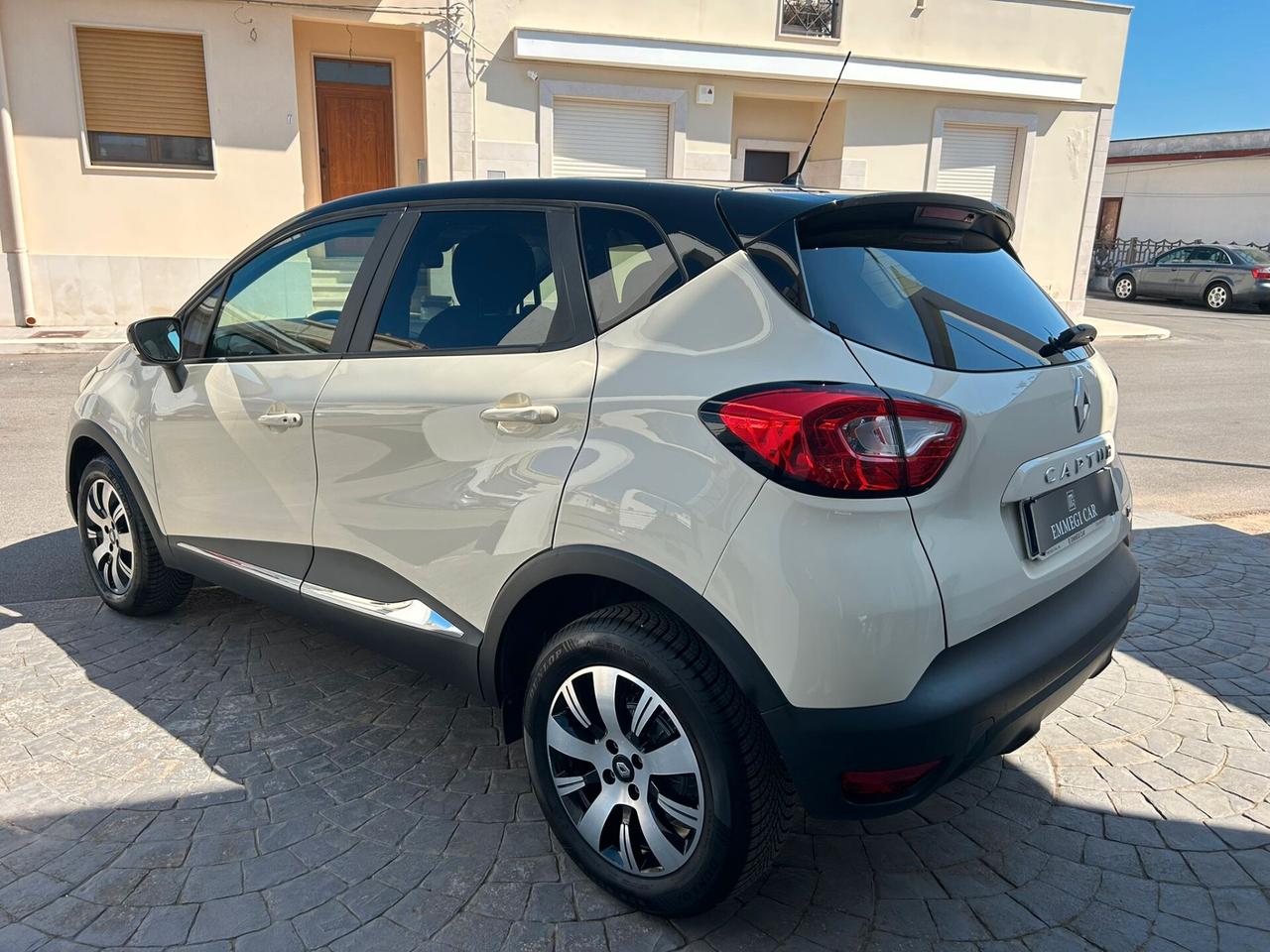Renault Captur 0.9 TCe 90Cv NAVI Km104.000-2015