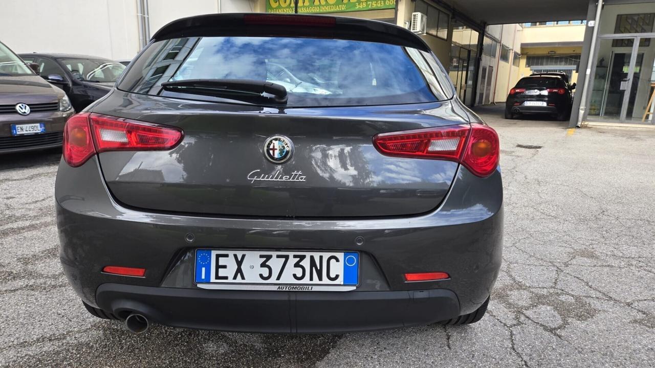 Alfa Romeo Giulietta 1.6 JTDm-2 105 CV Exclusive