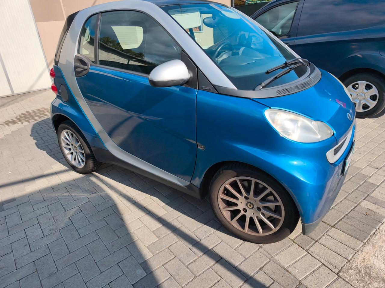 Smart ForTwo 1000 52 kW coupé pure