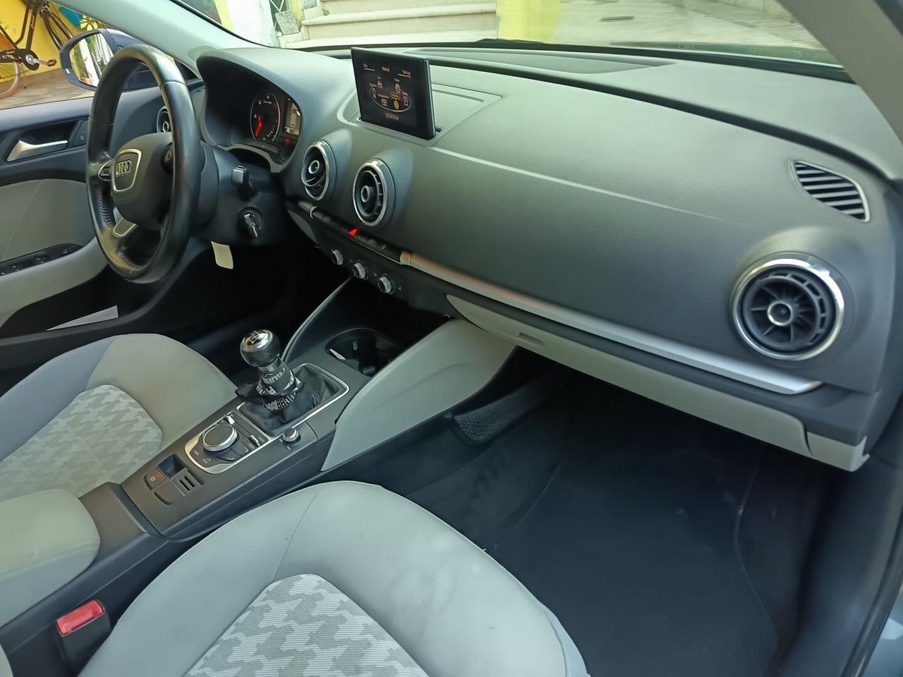 AUDI A3 SPB 1.6 120 CV TDI