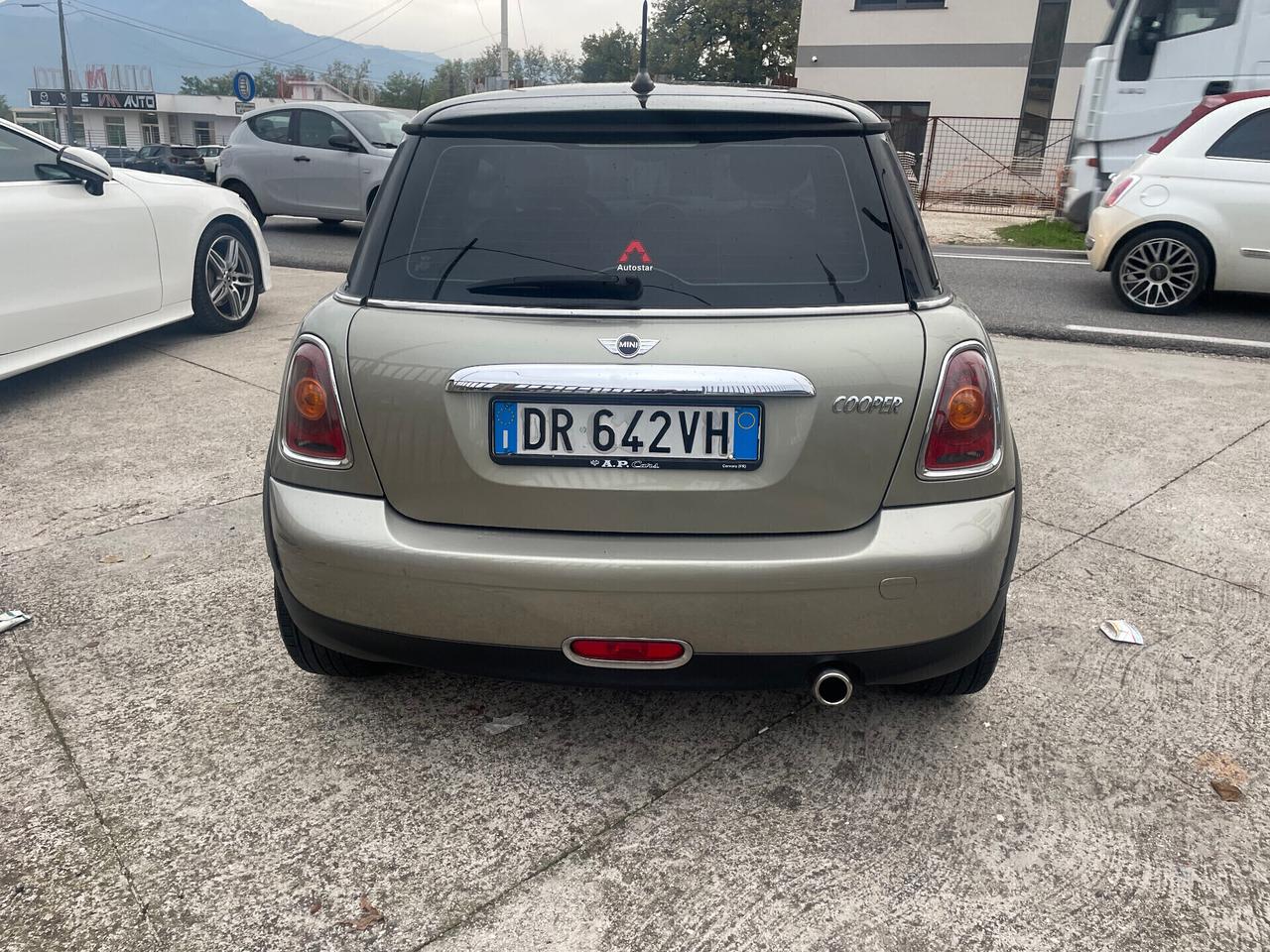 Mini 1.6 16V Cooper