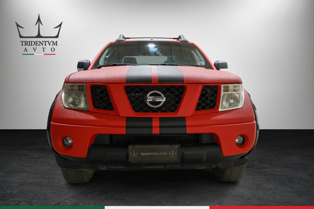 Nissan Navara 2.5 dci d.cab LE 174cv
