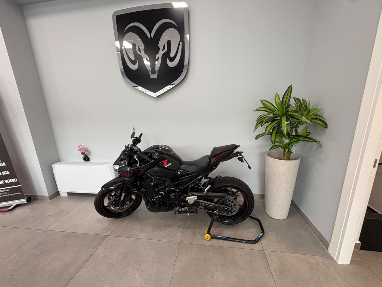 Kawasaki 900 Z 125cv 2020 km 17000