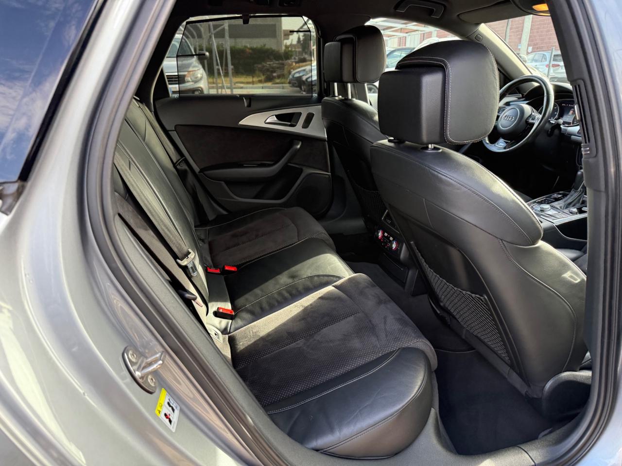 Audi A6 Avant 3.0 TDI quattro S-LINE 218CV