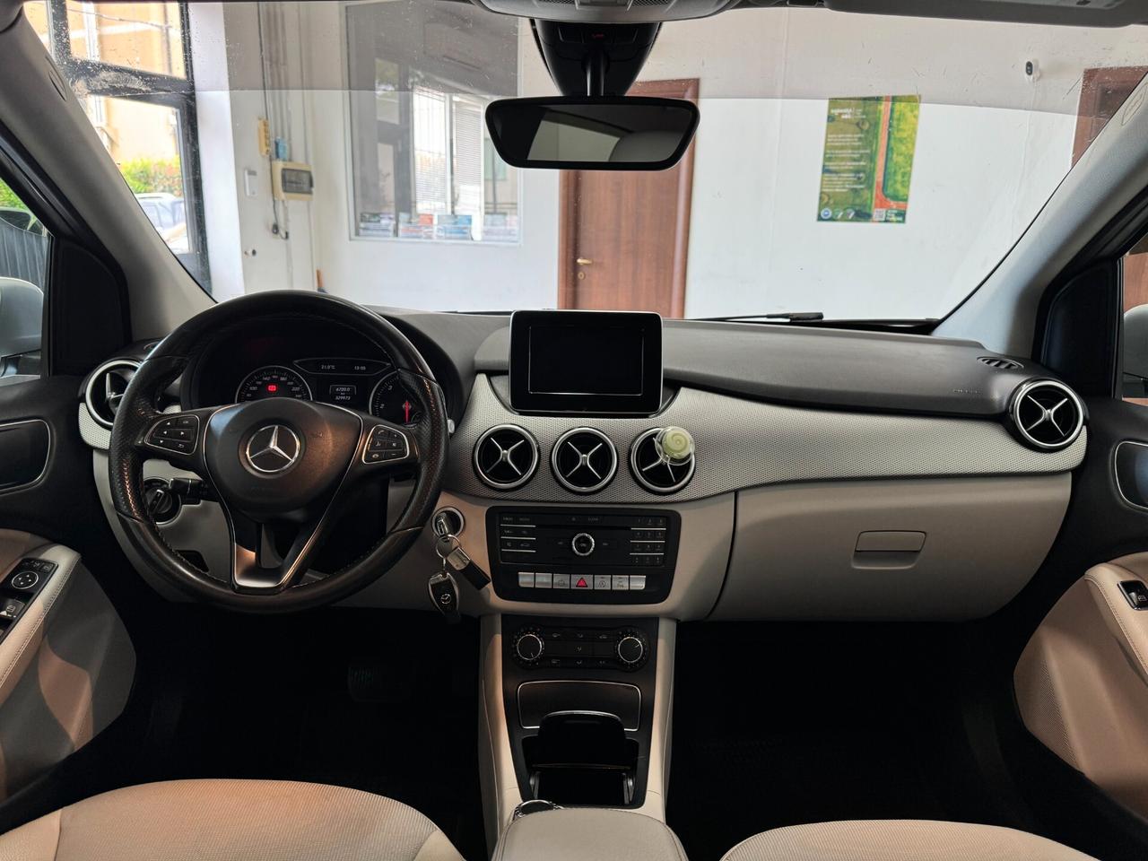 Mercedes-benz B 180 CDI Automatic Executive 12/2014 OK NEPOATENTATI