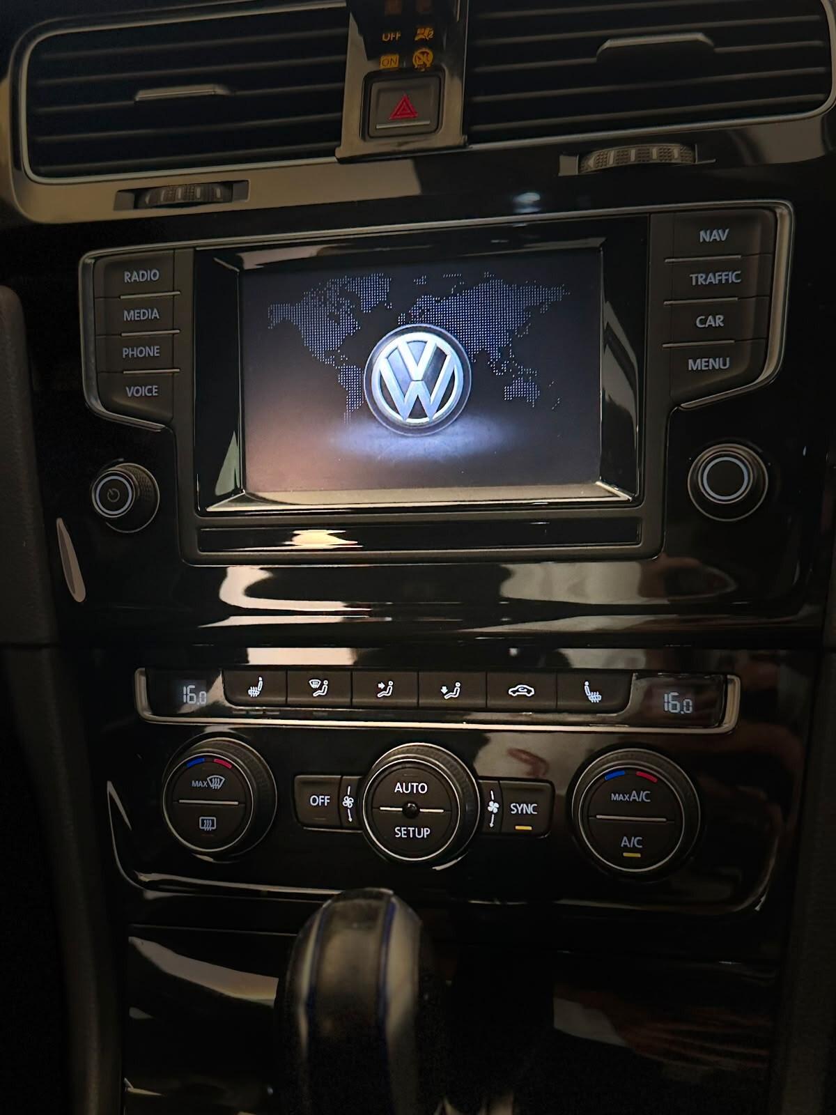 VOLKSWAGEN GOLF **R**7SERIE DSG CAMBIO AUTOMATICO FULL OPTIONAL 300CV