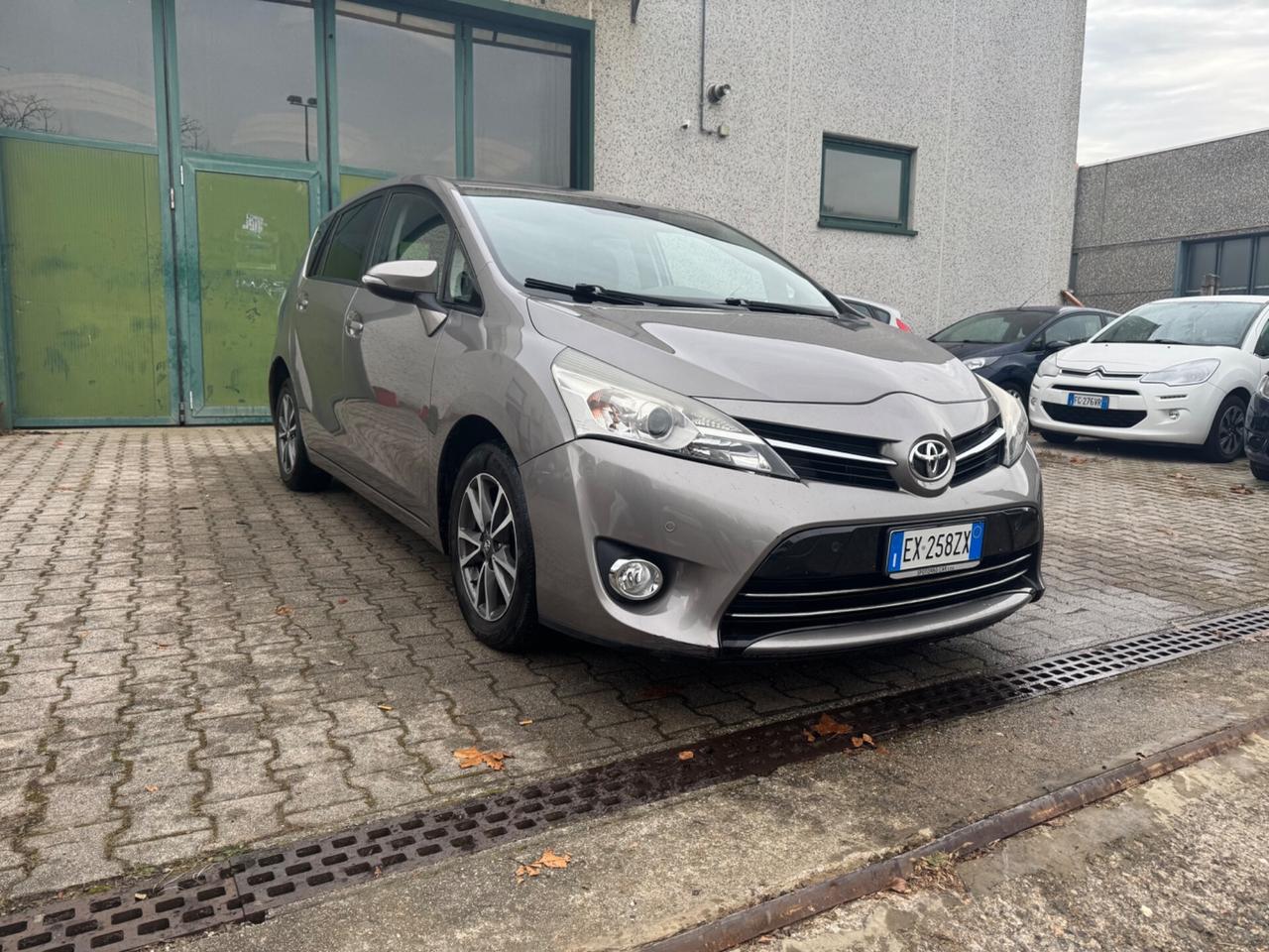 Toyota Verso 1.6 D-4D Style