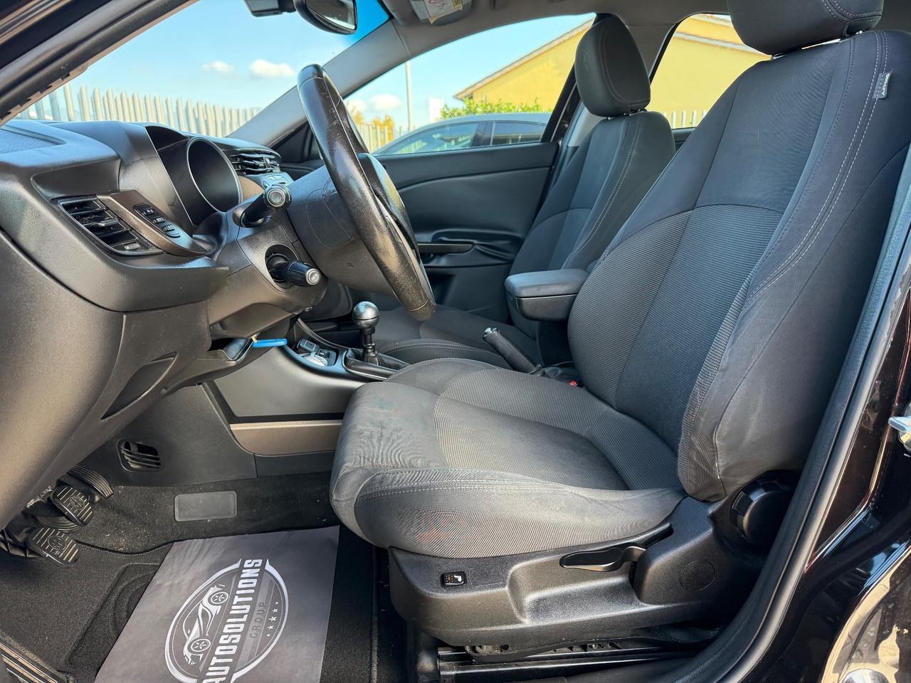 Alfa Romeo Giulietta 1.4 Turbo okenopatentati Total Black