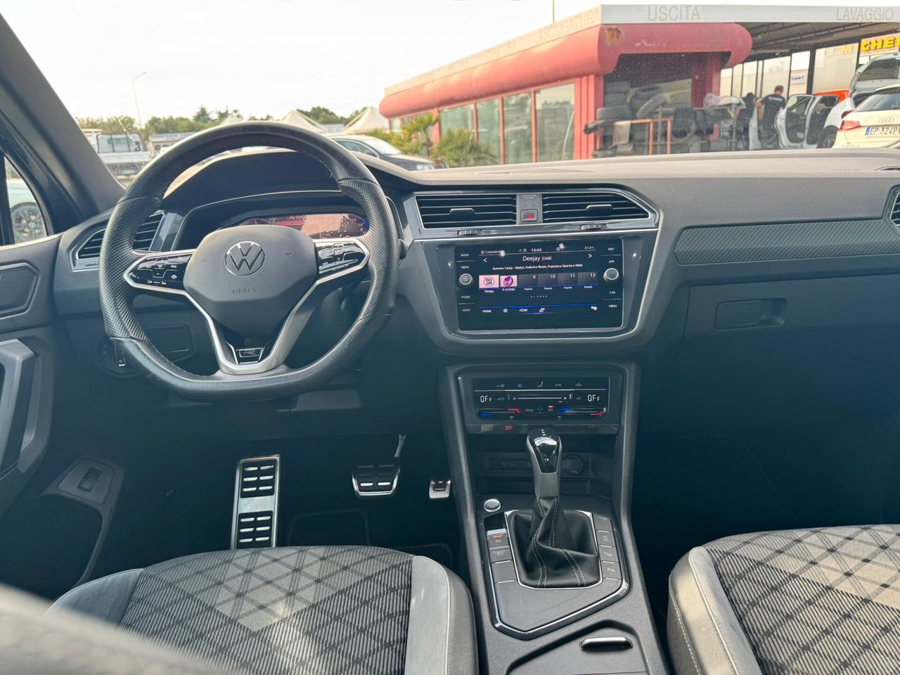 Volkswagen Tiguan 2.0 TDI 150 CV SCR DSG R-Line