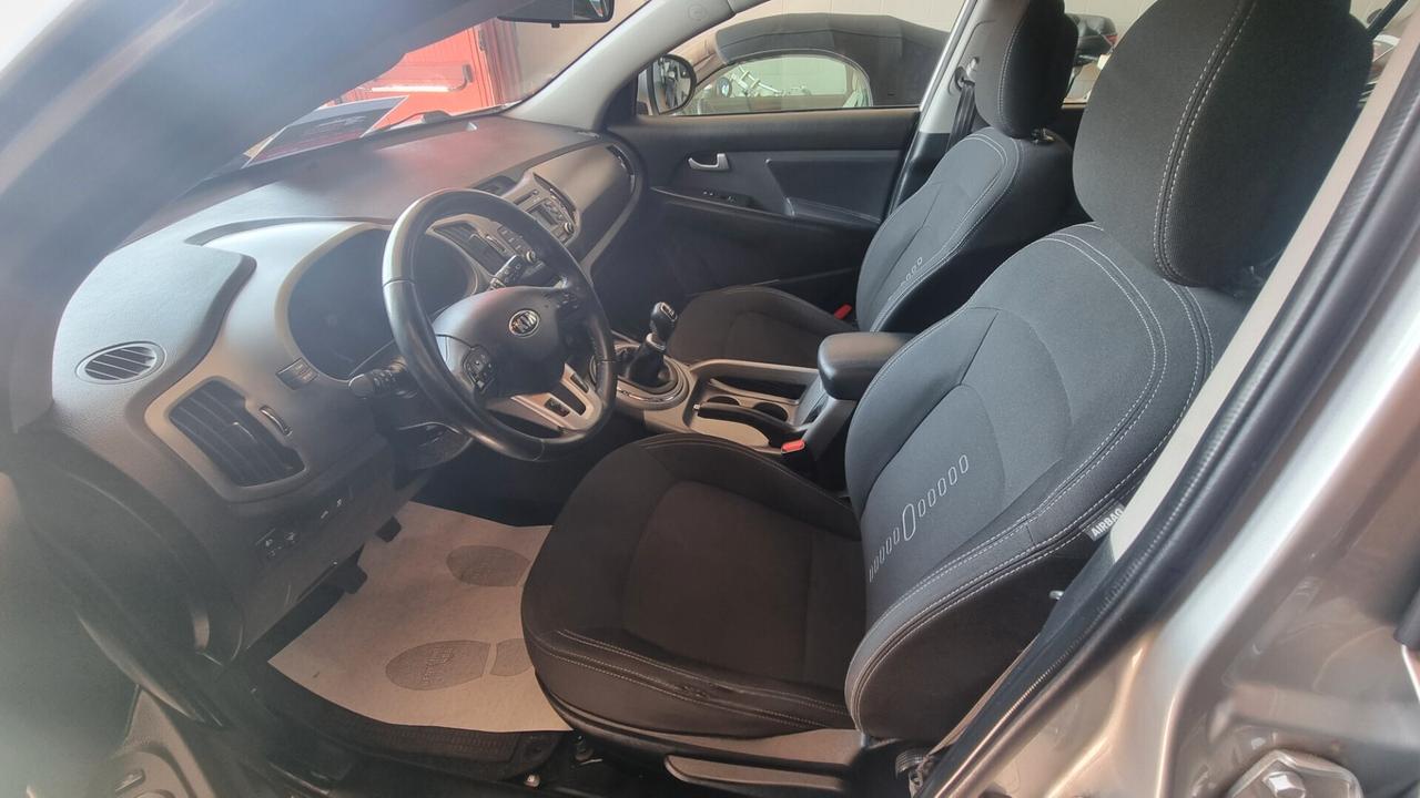 Kia Sportage 1.7 CRDI VGT 2WD high tech