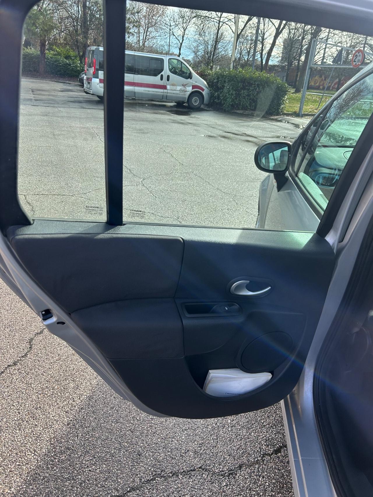 Renault Modus 1.1 cc Dynamique pari al nuovo