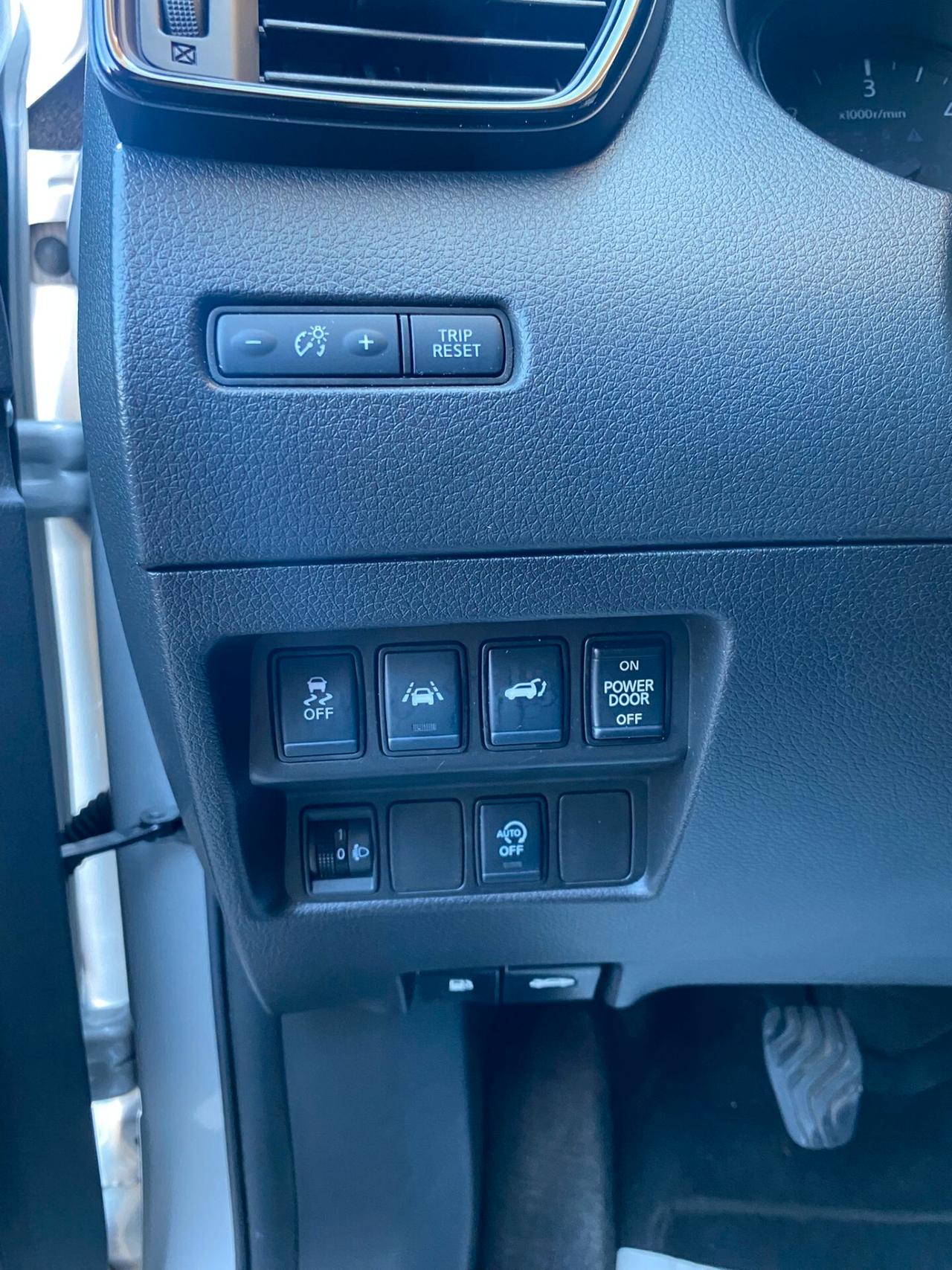 Nissan X-Trail dCi 150 4WD N-Connecta 7 posti