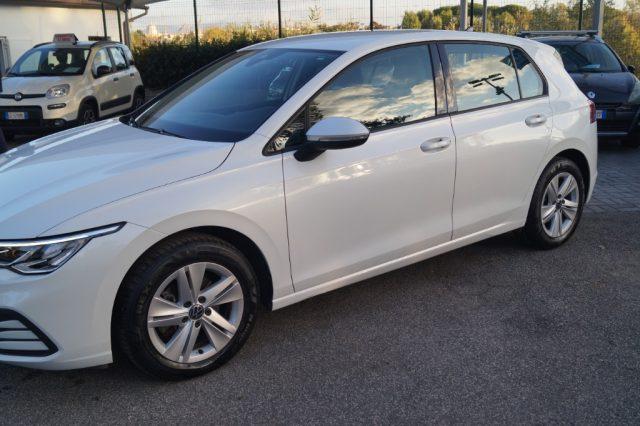 VOLKSWAGEN Golf 1.0 eTSI EVO DSG Life