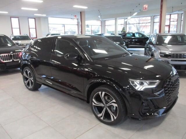 Audi Q3 SPB 35 Black Limited 2.0 TDI 150CV S-Tronic