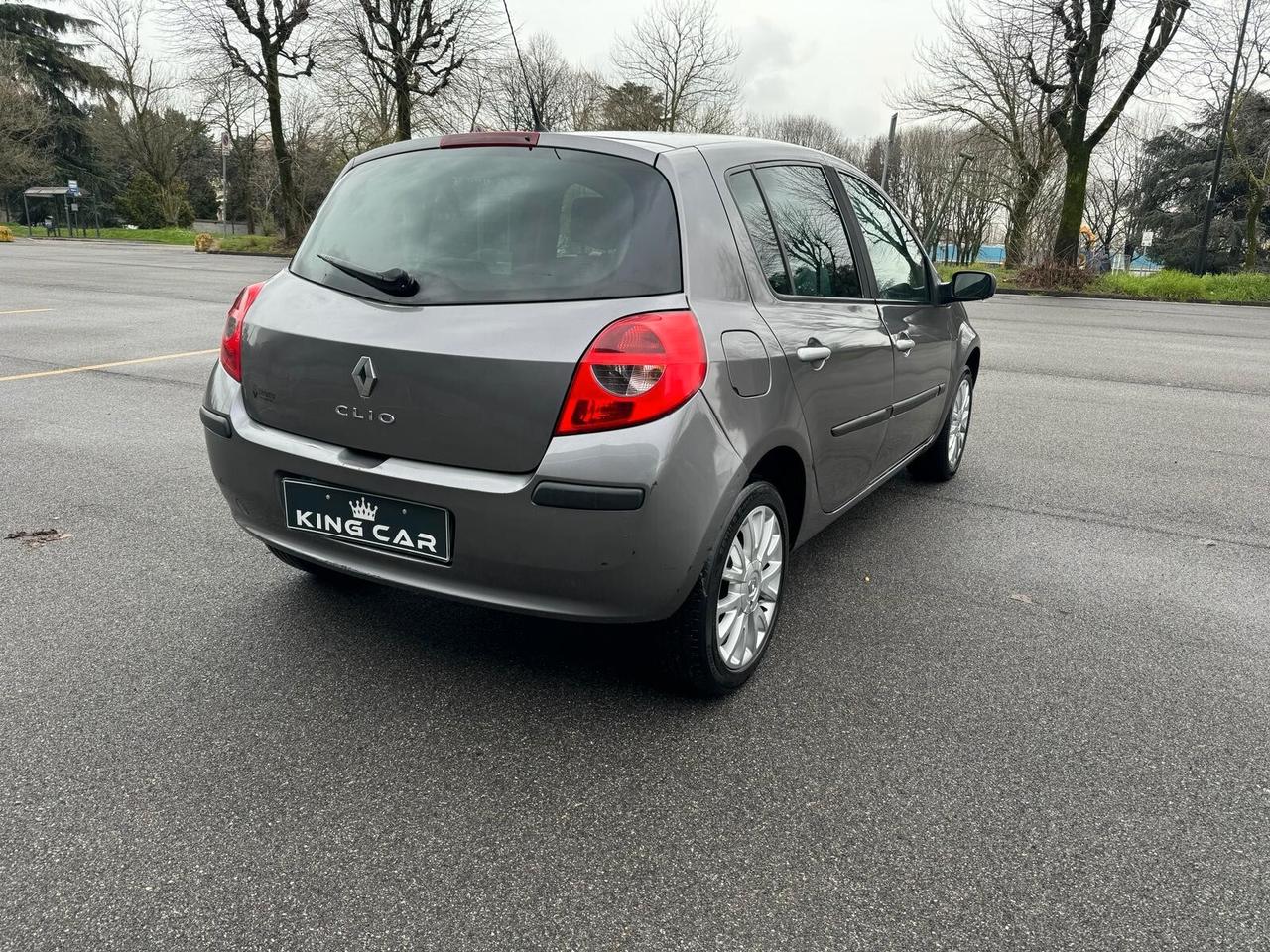Renault Clio 1.2 16V 5 porte Dynamique
