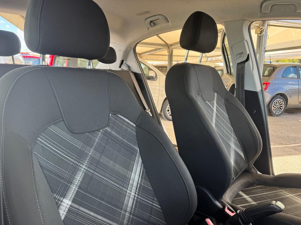 Opel Corsa 1.4 90CV GPL Tech 5 porte b-Color