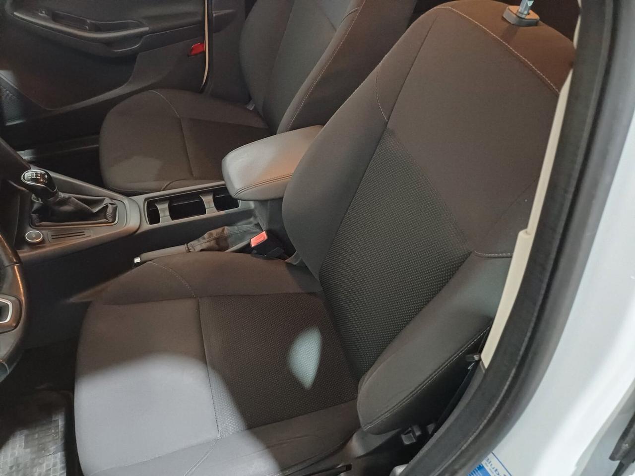 Ford Focus GPL DI SERIE Titanium - 2017