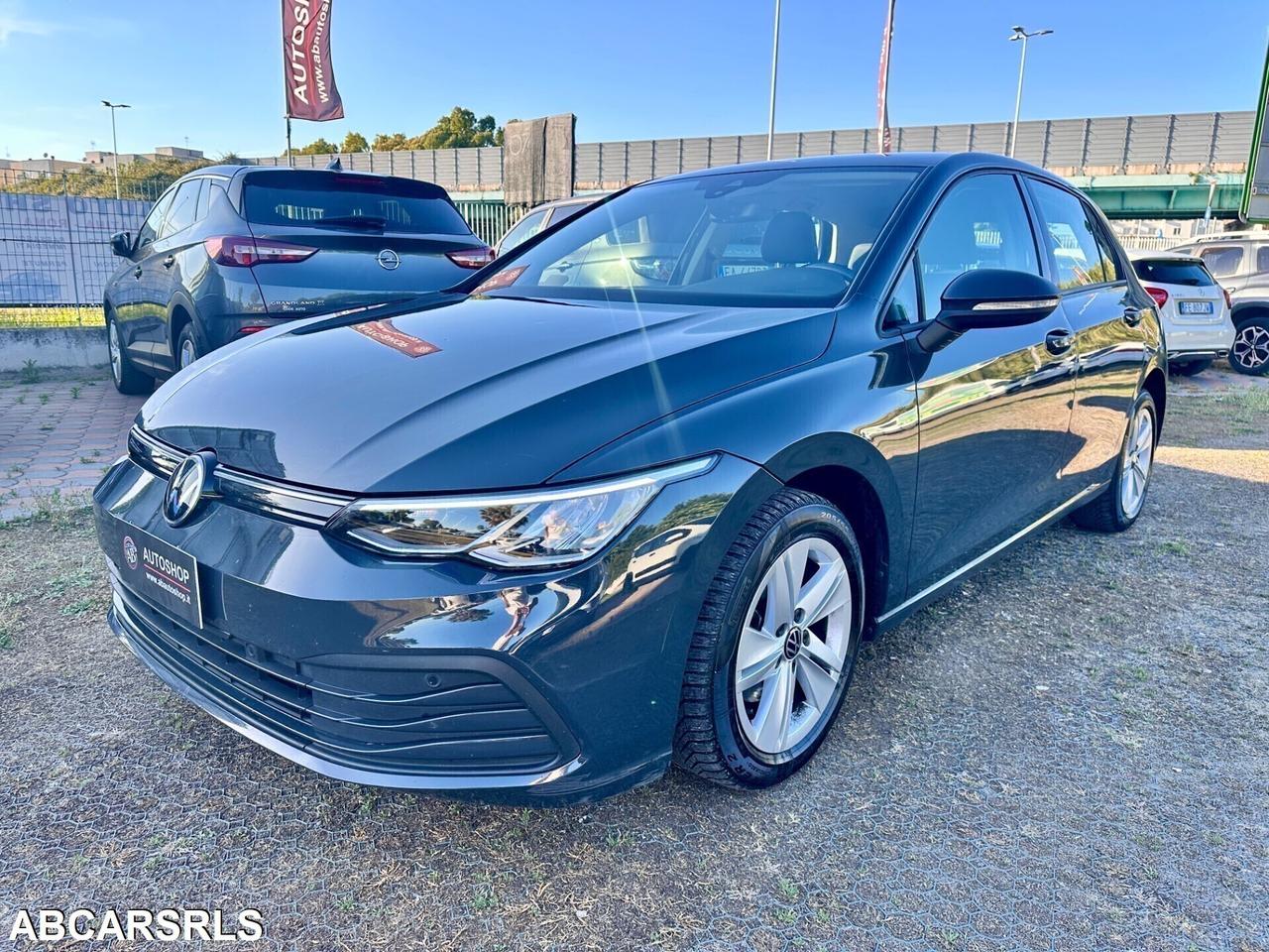 VOLKSWAGEN - Golf VIII - 2.0 TDI DSG Life 5p. - UN