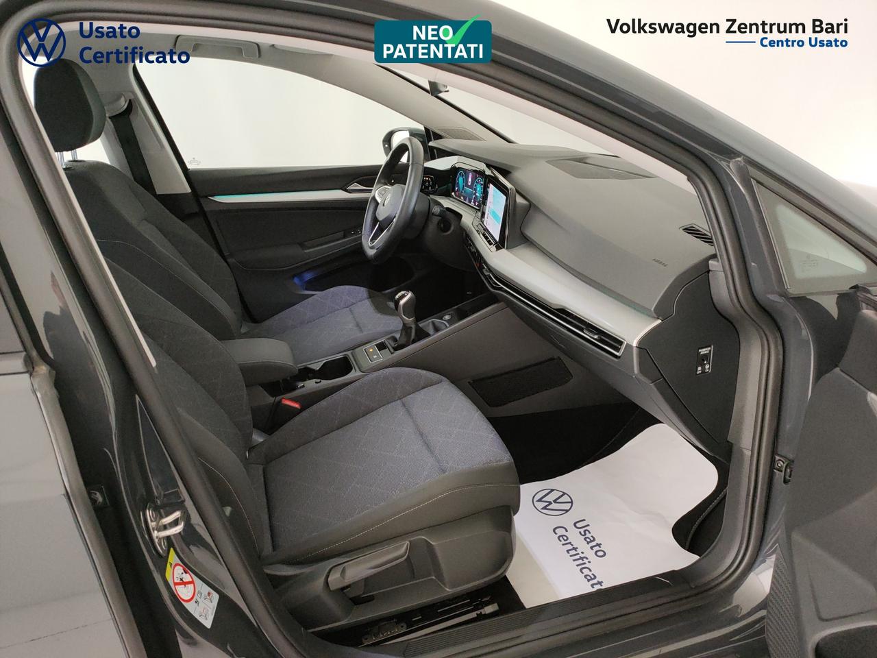 Volkswagen Golf variant 2.0 tdi life 115cv