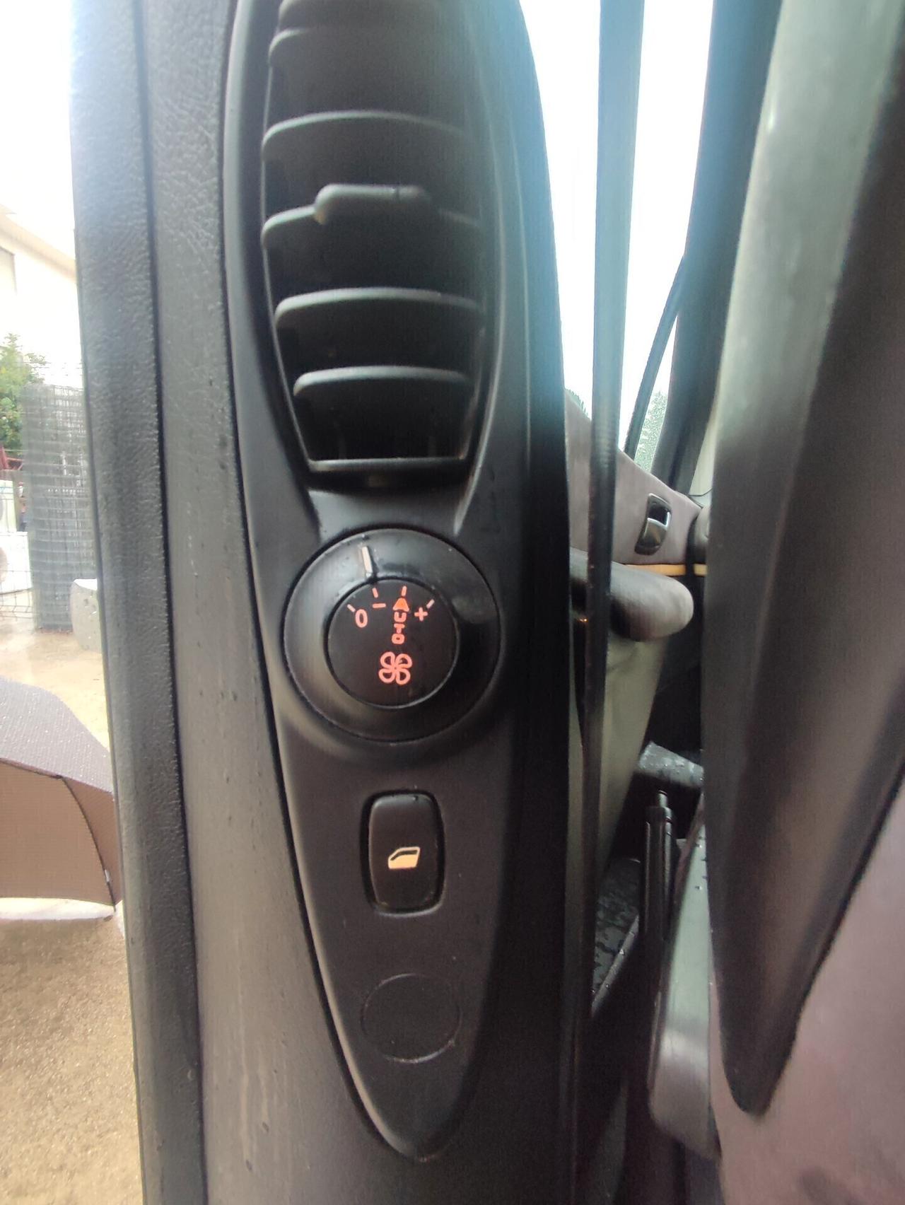 Lancia Phedra 2.2 MJT Limited Edition