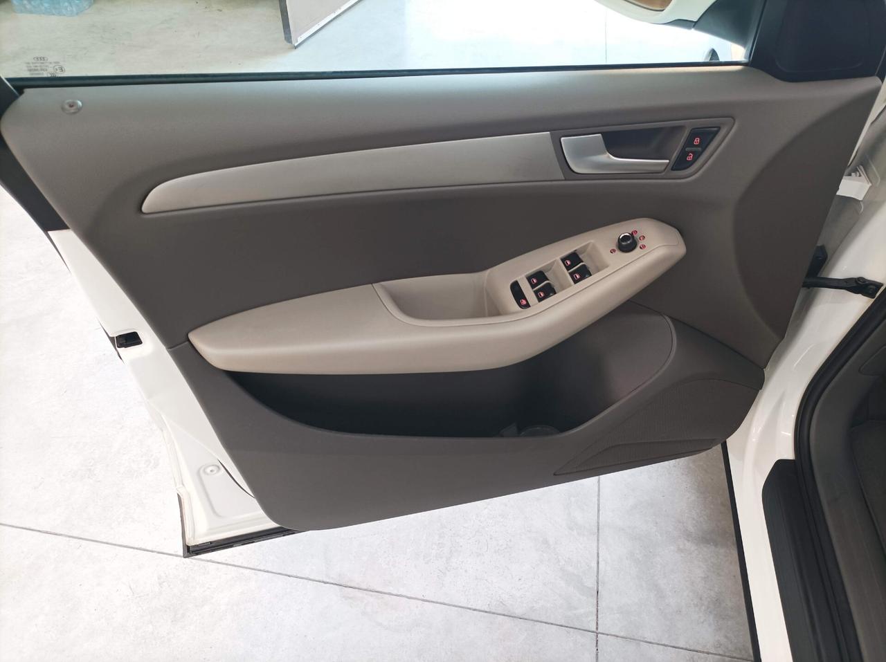 Audi Q5 2.0 TDI 143 CV quattro 06/2011